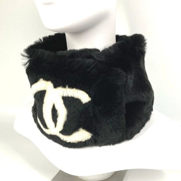 CHANEL Bicolor CC Logo CC Mark Tippet Accessories Scarf fur Black/White - Picture 9 of 9
